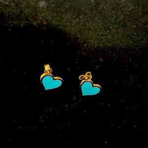14kt gold Turquoise Heart Stud Earrings